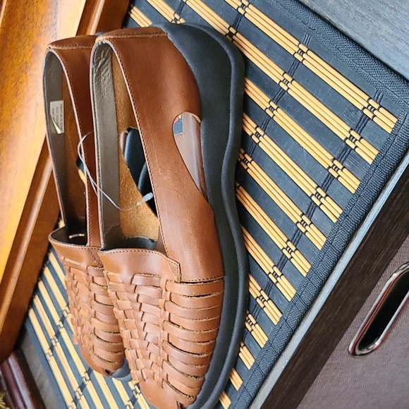 Aerosoles leather shoes - Picture 4 of 5